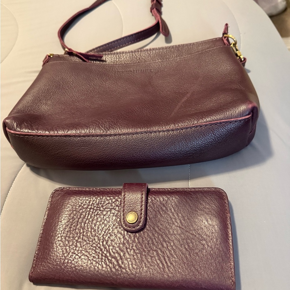 Portland Leather Goods Plum Poppy Crossbody purse w/matching Wallet